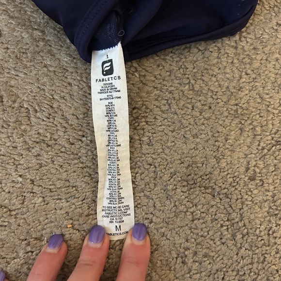 Women's Navy Blue Fabletics Sports Bra Size Medium - Picture 4 of 5